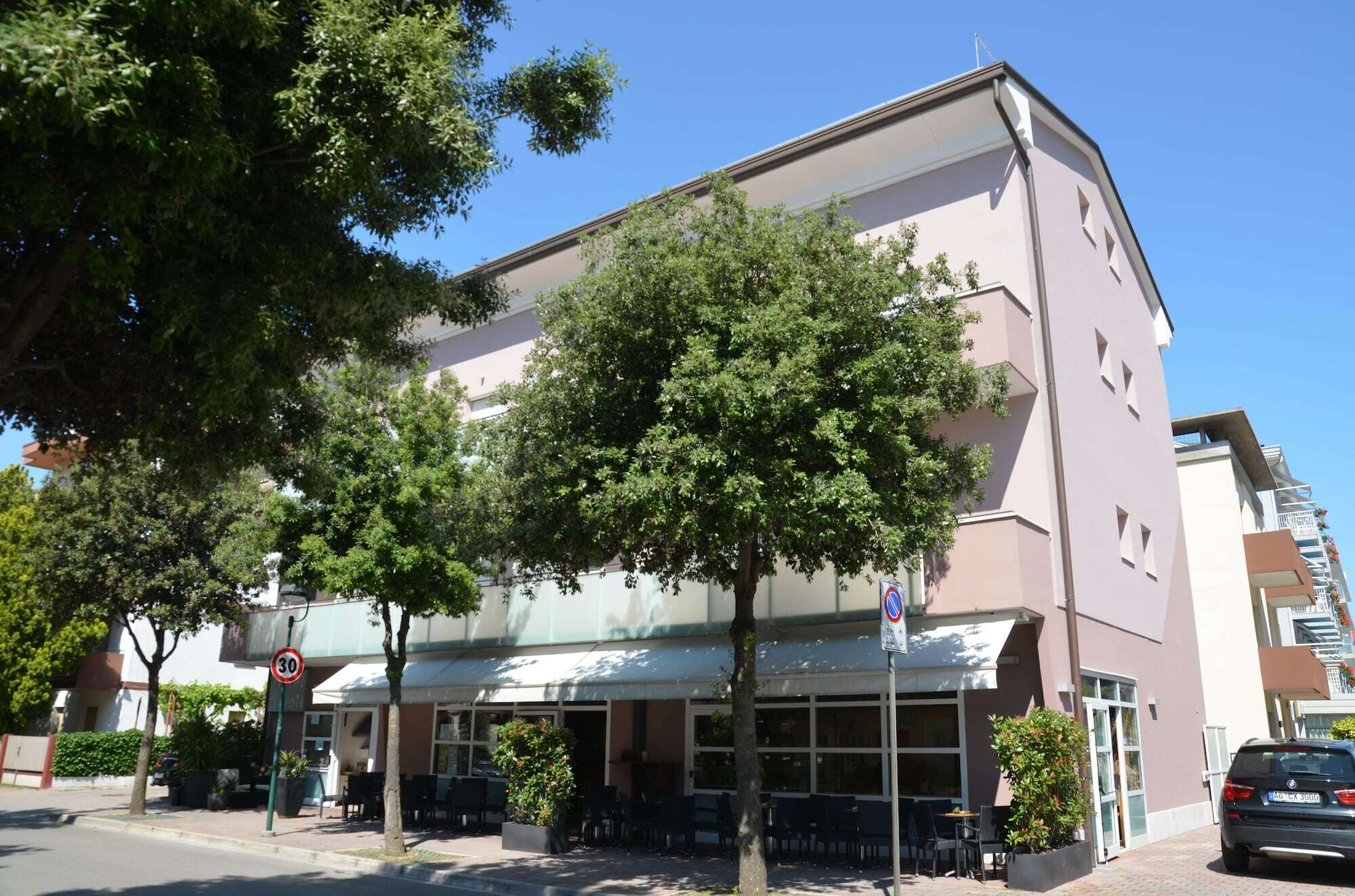 Hotel Tivoli Λινιάνο Σαμπιαντόρο Εξωτερικό φωτογραφία
